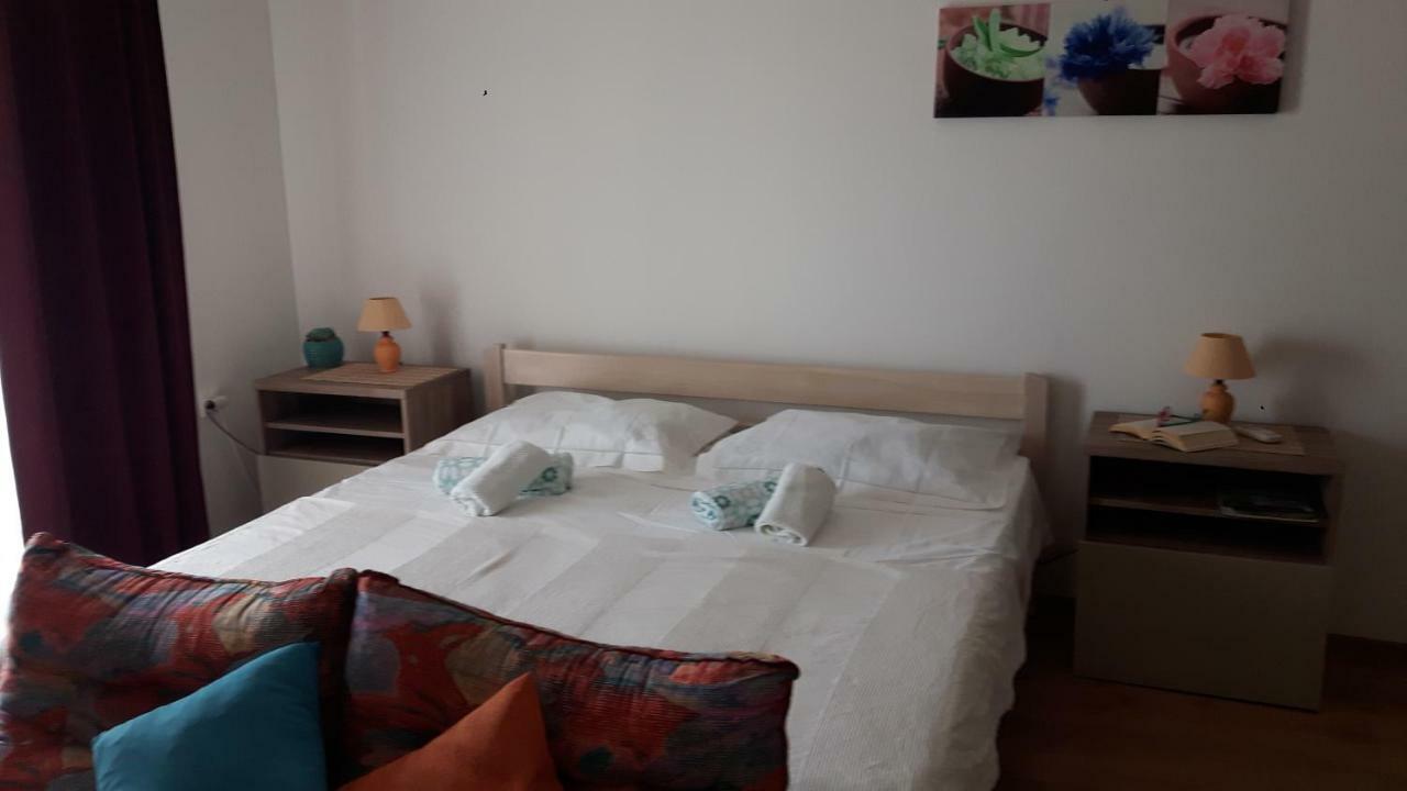 Studio Apartment Maria Senj  Buitenkant foto